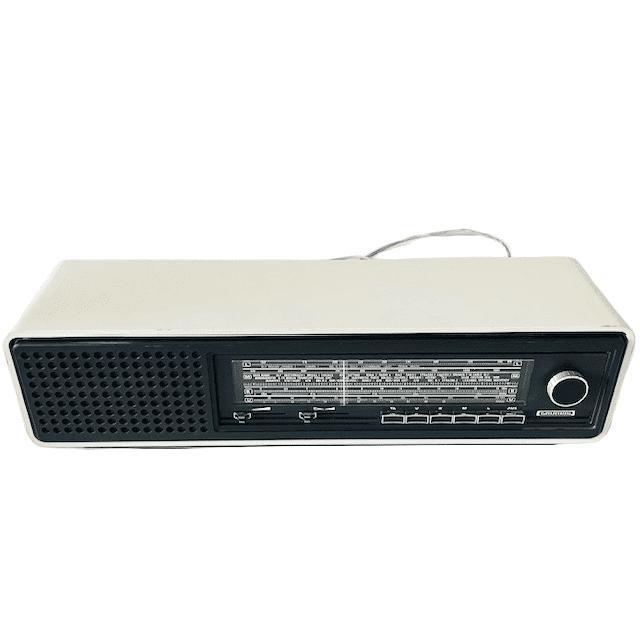 Vintage mid-century grundig radio rf 420 white fm medium wave long wave and input from the 1970s. This beautiful and very...