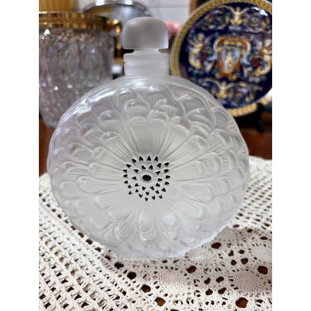 Art Deco Perfume Bottle by René Lalique for Lalique, France, 1930s For Sale - Image 16 of 17