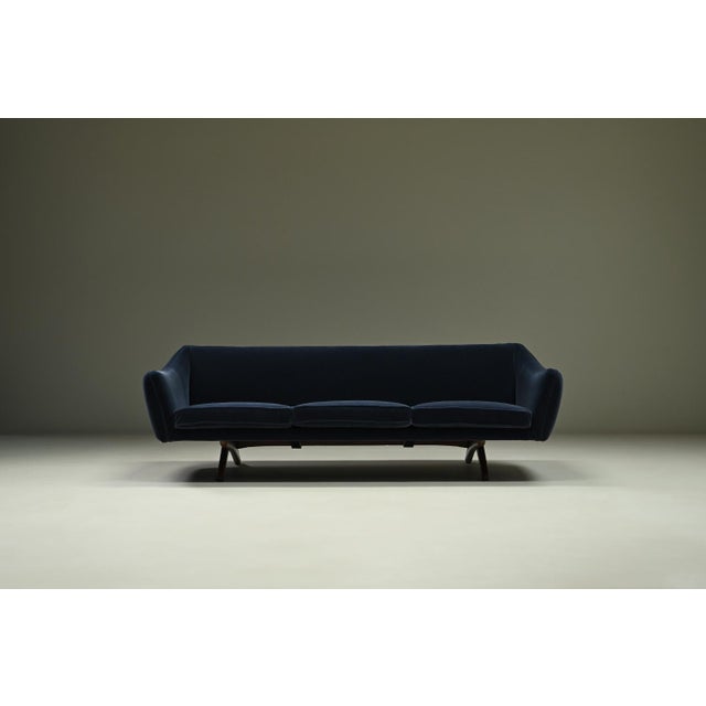 Ml-90 Sofa by Illum Wikkelsø for Mikael Laursen, 1950s Denmark, 1960s For Sale - Image 8 of 10