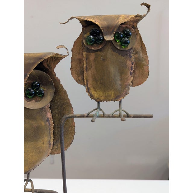 Mid-Century Modern Brutalist Brass Owl Sculpture With Glass Eyes, 1970s For Sale - Image 3 of 5