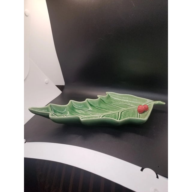 Bordallo Pinheiro Christmas Holly Leaf with Berries Serving Dish Portugal 14"...holiday ready