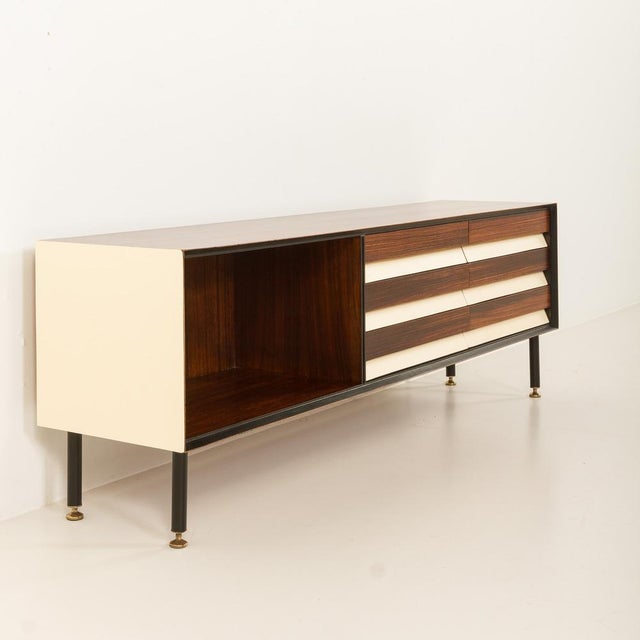 Mid-Century Italian Rosewood Low Sideboard, 1960s For Sale - Image 9 of 18