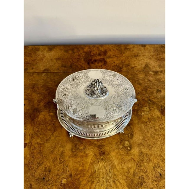 1900 - 1909 OAntique Edwardian Ornate Silver Plated Biscuit Barrel, 1900 For Sale - Image 5 of 10