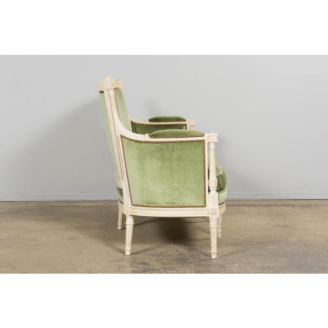 French Louis XVI Style Painted Canapé in Moss Green Velvet, Provence For Sale - Image 17 of 18
