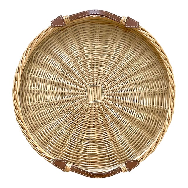 Small Round Brown Osier Tray For Sale