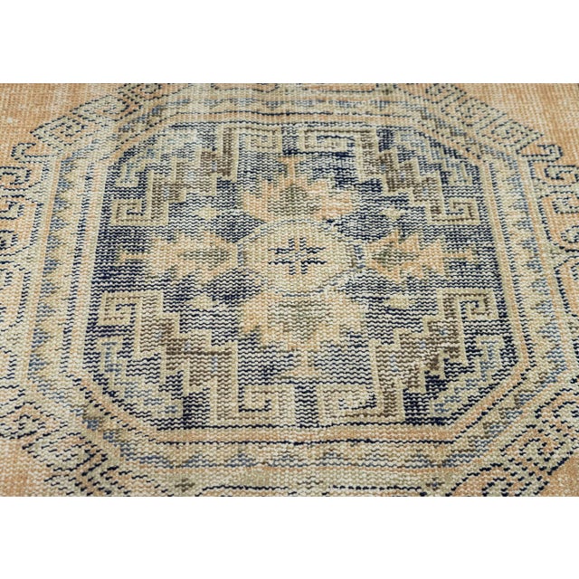 Turkish Vintage Rug 4'1" x 11'4" #21392 For Sale - Image 4 of 8