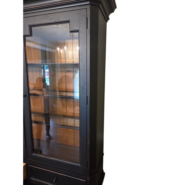 1990s Ethan Allen Custom Classics Spencer China Cabinet Display Curio Bookcase Hutch For Sale - Image 11 of 16
