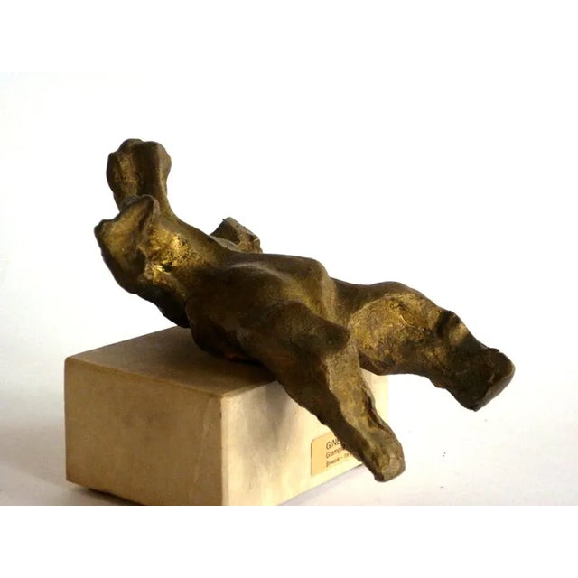 Woman figure bronze Marble base Artist signed and numered 32/50 h: 15 cm base: 6.5x6.5 cm This piece has an attribution...