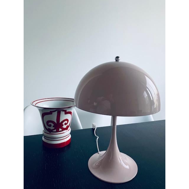 2020s Louis Poulsen Panthella Mini Table Lamp – Pale Rose / Powder Pink (Limited Edition) For Sale - Image 5 of 8