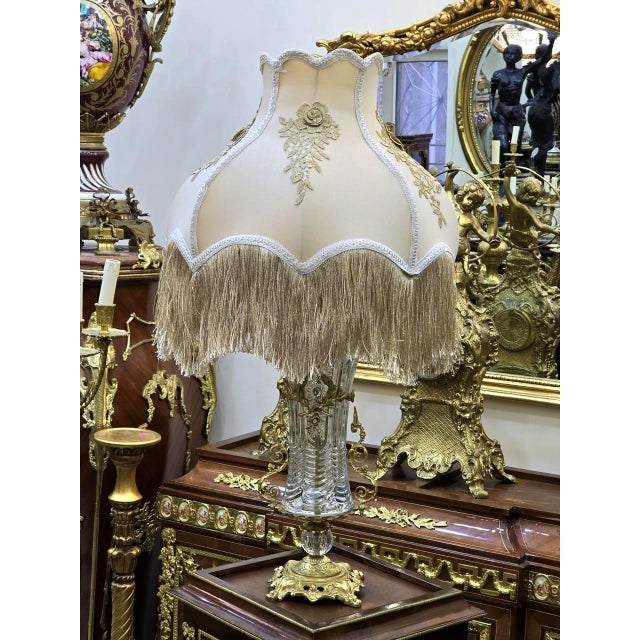 French Crystal Table Lamp – Beige & Ivory Shade With Gold Leaf For Sale - Image 4 of 6