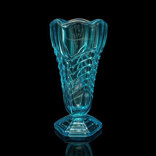 1930's English Vintage Sundae Cup For Sale - Image 4 of 10