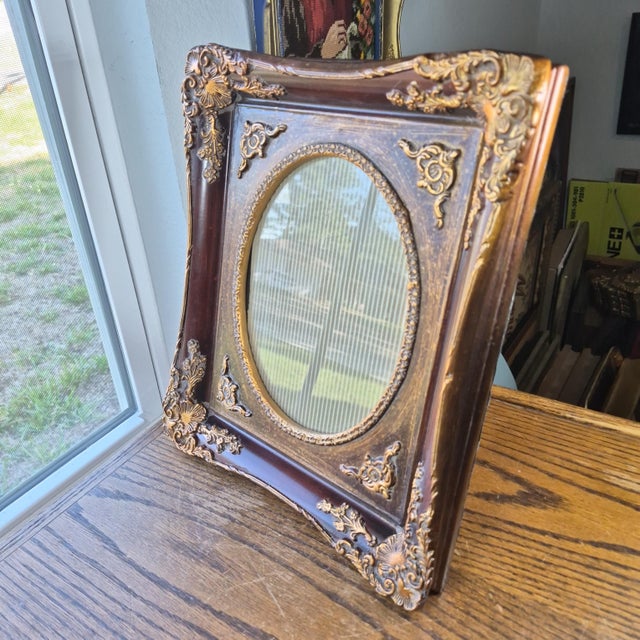 Victorian 1990s VTG Ornate Gold Gilt Picture Frame 8x10 Oval Opening Victorian Revival Style Total Size 12x14" For Sale - Image 3 of 17