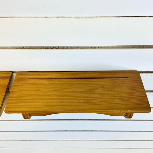 1980s Vintage Rustic Americana Farmhouse Pine Wall Shelves - A Pair. For Sale - Image 14 of 15