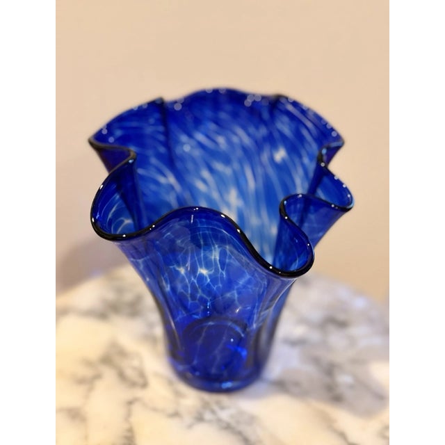 Vintage MCM Murano Style Cobalt Blue Swirl Pattern Ruffled Rim Art Glass Vase For Sale In Houston - Image 6 of 6