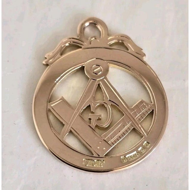 Davis 9ct Rose Gold Masonic Fob Pendant by William Oakley, 1908 For Sale - Image 10 of 18