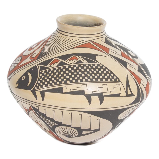 Mata Ortiz Pottery Vase by Cesar Dominguez For Sale