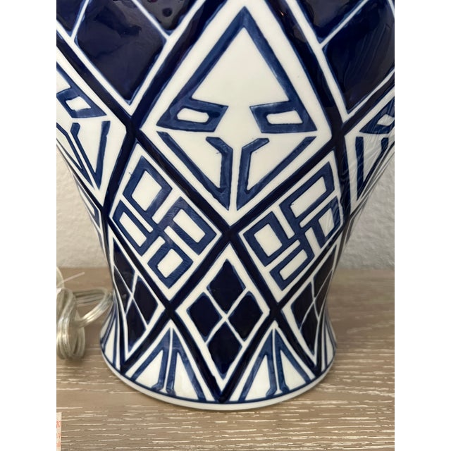 Vintage Aalia Navy Blue and White Geometric Porcelain Ginger Jar Table Lamps - a Pair For Sale - Image 13 of 18