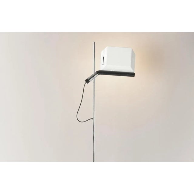 Guzzini Floor Lamp from Guzzini, Italy, 1970s For Sale - Image 4 of 11