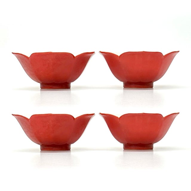 Matte Red Large Porcelain Lotus Serving Bowls Attributed to Lillian Venon Japan - Set of 4 For Sale In Miami - Image 6 of 7