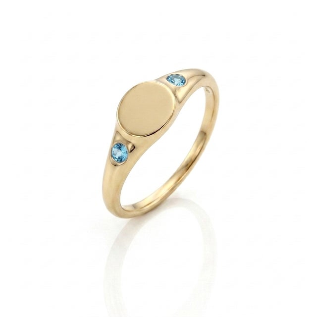 A cheerful twist on a classic heirloom. Featuring a smooth, polished central disc ready for custom monograms or initials,...