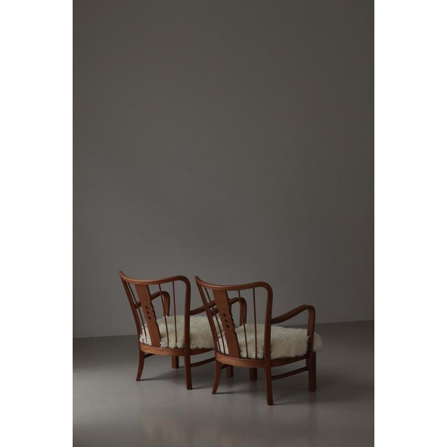 Elm, Cane, and Sheepskin No. 1588 Lounge Chairs from Fritz Hansen, Denmark, 1940s, Set of 2 For Sale - Image 6 of 18