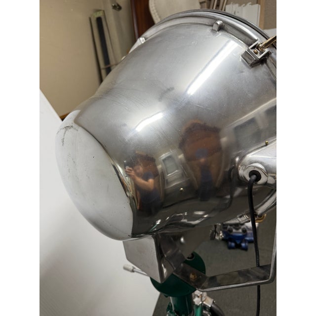 Crouse-Hinds Industrial Rolling Flood Lamp For Sale In San Francisco - Image 6 of 12