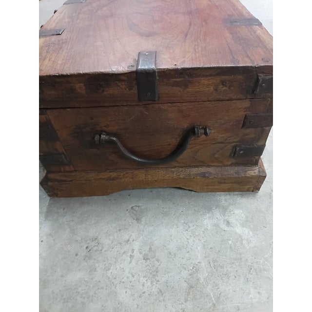 1900-1909 Wood Brass Arts & & Crafts Desk Box For Sale - Image 10 of 12