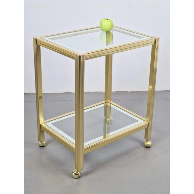 Hollywood Regency Vintage Regency Two-Tone Serving Trolley in Brass & Glass, 1970s For Sale - Image 3 of 9
