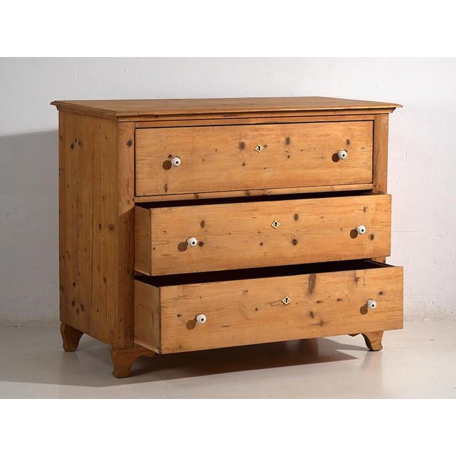 1920s Antique Provençal Chest of Drawers 1920 19 For Sale - Image 5 of 12