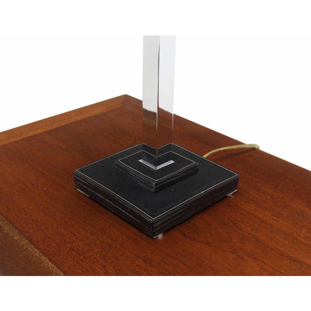 Pair of Chrome Stitched Square Leather Bases Modern Table Lamps by Nessen MINT For Sale - Image 6 of 8