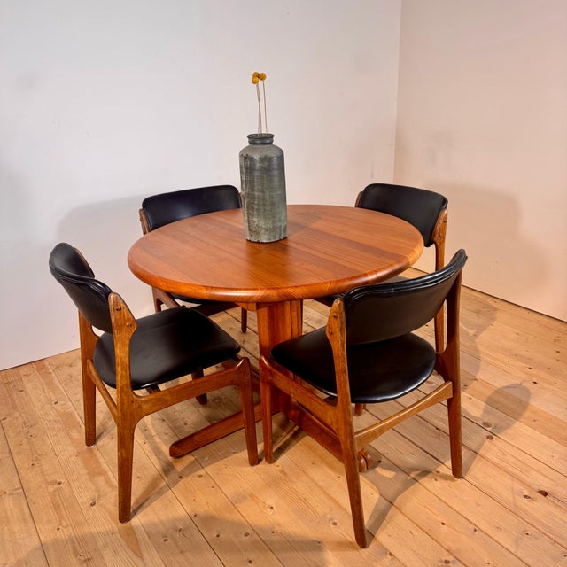 Extending Round Dining Table in Teak, 1960s For Sale - Image 10 of 10