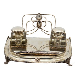 Silver Inkwell with Smooth Glass Reservoirs, Set of 4 For Sale