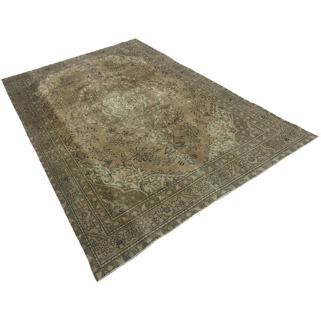 Vintage Middle Eastern Hand-Knotted Rug For Sale - Image 3 of 6