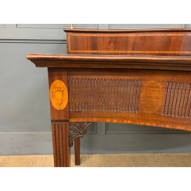 George III Serpentine Mahogany Serving Table, 1790 For Sale - Image 16 of 18