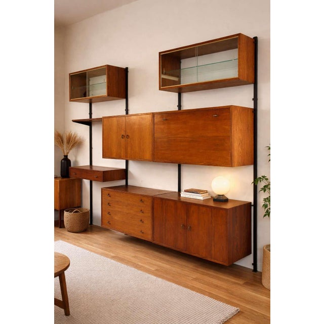 Mid-Century Modern Modular Wall-Mounted Bookcase in Teak and Brass, 1960s For Sale - Image 3 of 18