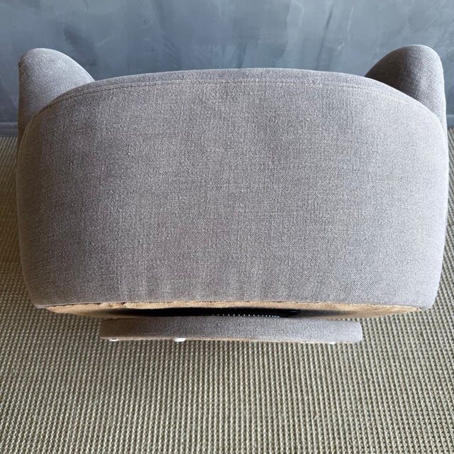 Mid Century Style Swivel Chair in Ecorcé Stone Washed Linen For Sale - Image 10 of 10