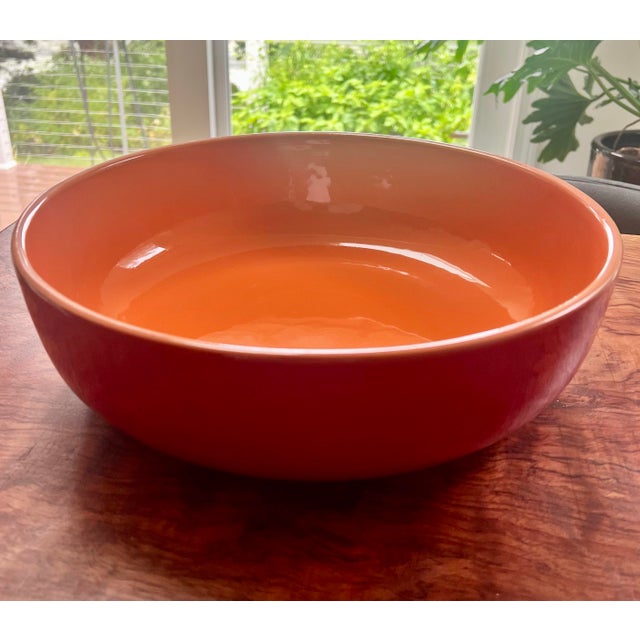 Ceramic Vintage Crate & Barrel "Addison" Vibrant Two-Tone Orange and Red Glazed Ceramic Centerpiece Serving Bowl For Sale - Image 7 of 8