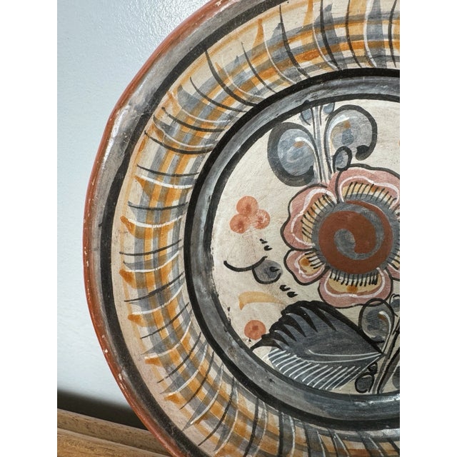 Ceramic Vintage Hand Painted Mexican Folk Art Plate Hecho en Mexico Floral Wall Decor For Sale - Image 7 of 12
