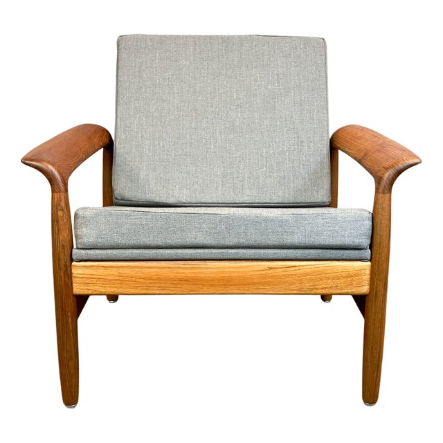 Mid-Century Modern Lounge Chair in Teak, 1960s For Sale