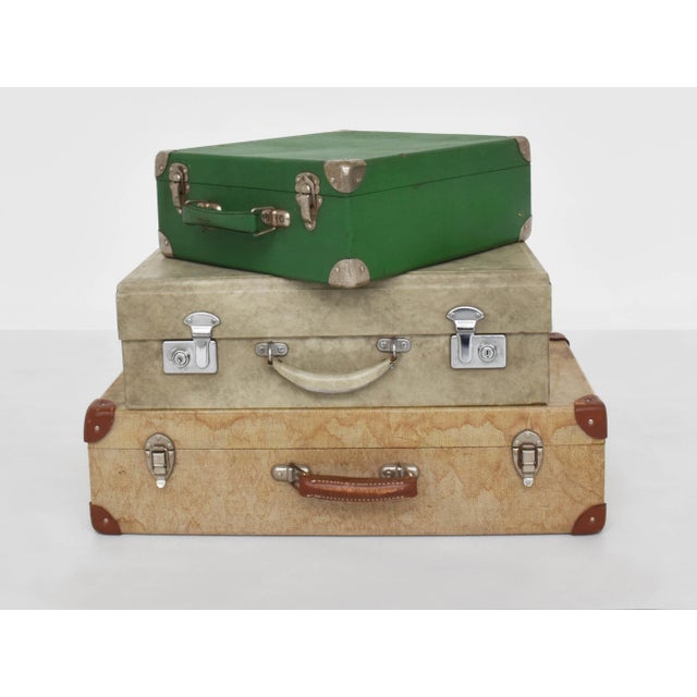 - green suitcase set for 4 people: 33 x 12.5 x ht 35 cm - pearl gray suitcase set for 4 people: 49 x 15 x ht 34 cm - beige...