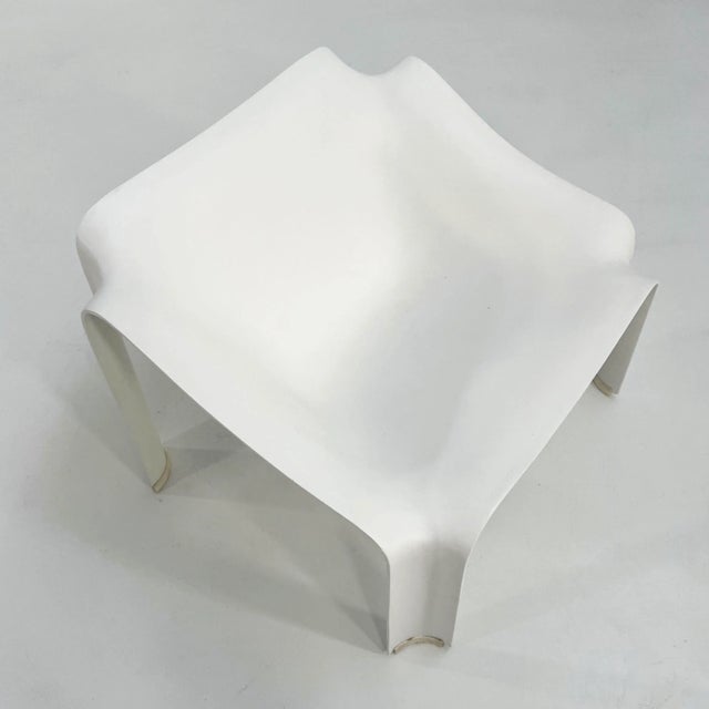 Plastic F300 Armchair in Fiberglass by Pierre Paulin for Artifort, 1960s For Sale - Image 7 of 10