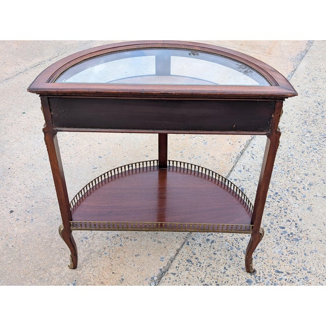 Brown Authentic Late 19th-Century French Demilune Curio Cabinet in Mahogany With Ormolu Mounts, C. 1890 For Sale - Image 8 of 17