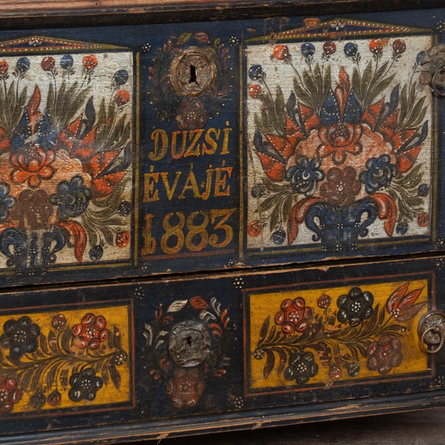 19th Century Hungarian Pine Trunk With Original Hand Painted Decoration and Drawer For Sale - Image 10 of 18