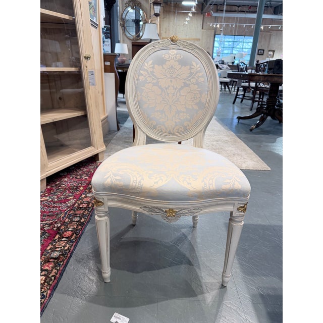 White Late 20th Century Gustavian Painted Oval Dining Table Set For Sale - Image 8 of 12