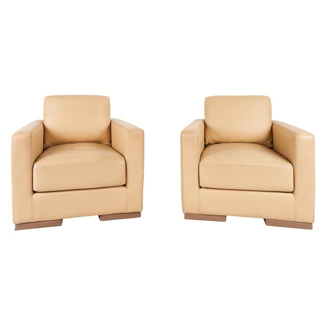 1980s Schumacher Italian Leather Lounge Chairs - A Pair For Sale In New York - Image 6 of 6