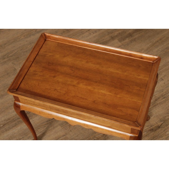 1980s Stickley Queen Anne Style Cherry Tea Table For Sale In Philadelphia - Image 6 of 12