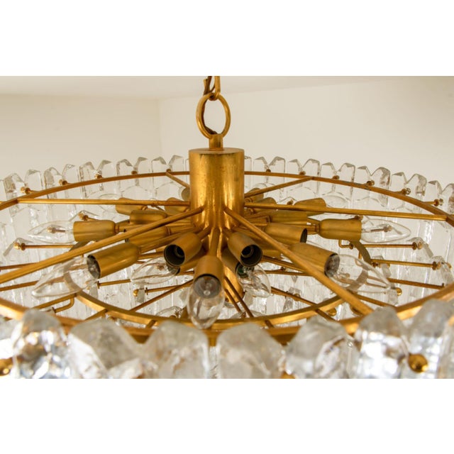 Gilt Brass & Glass Palazzo Pendant Light attributed to J. T. Kalmar for Kalmar, Austria, 1970s For Sale - Image 17 of 18