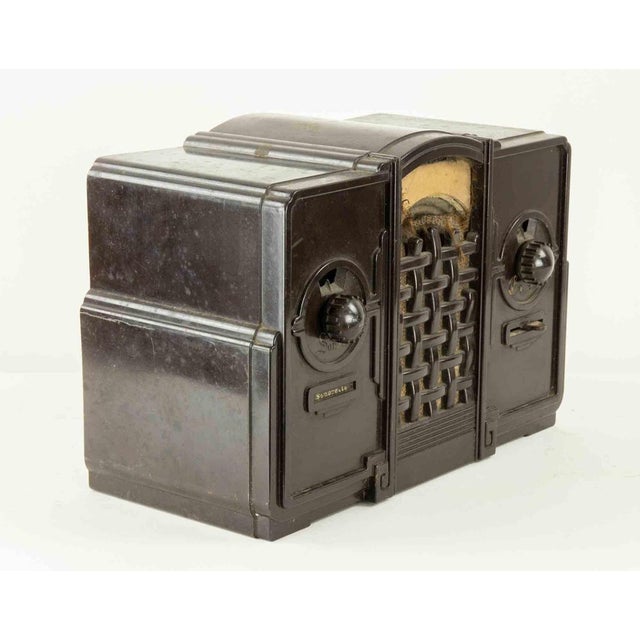 Vintage Sonorette Radio in Resin from Sonora, Italy, 1934 For Sale - Image 3 of 5