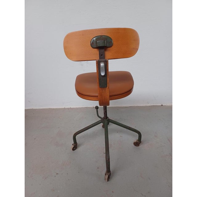 Restored Office or Workshop Chair Reupholstered in Leather from Fritz Hansen, 1940s For Sale - Image 6 of 11