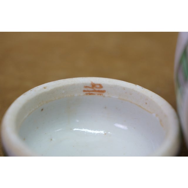Green 2 Antique Chinese Qing Famille Verte Porcelain Ginger Jars Mantel Urns For Sale - Image 8 of 18